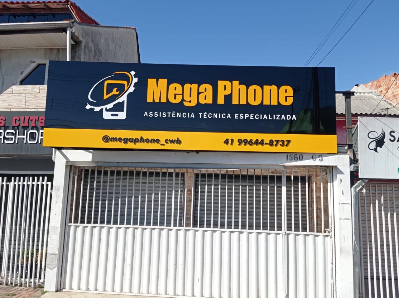 Mega Phone — foto 1